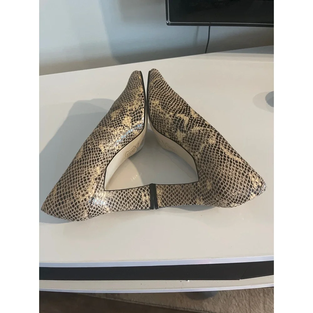 Made in Spain‎ Snakeskin Embossed Leather Pointed Toe Pumps Tan Gold 8.5B